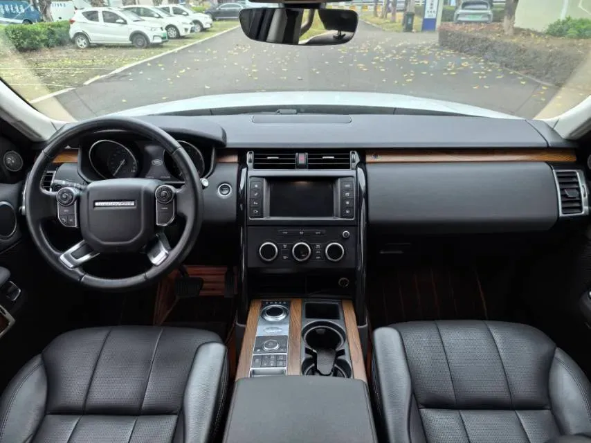 2017 Land Rover Discovery 3.0T 340HP V6 8AT,autocango,china used car exporter,china ev exporter,chinese used car exporter,chinese used ev exporter