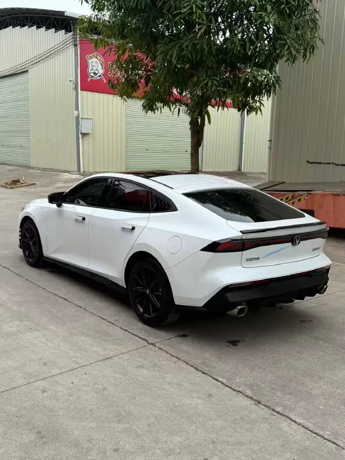 2024 ChangAn UNI-V 1.5T 188HP L4 7DCT,autocango,china used car exporter,china ev exporter,chinese used car exporter,chinese used ev exporter