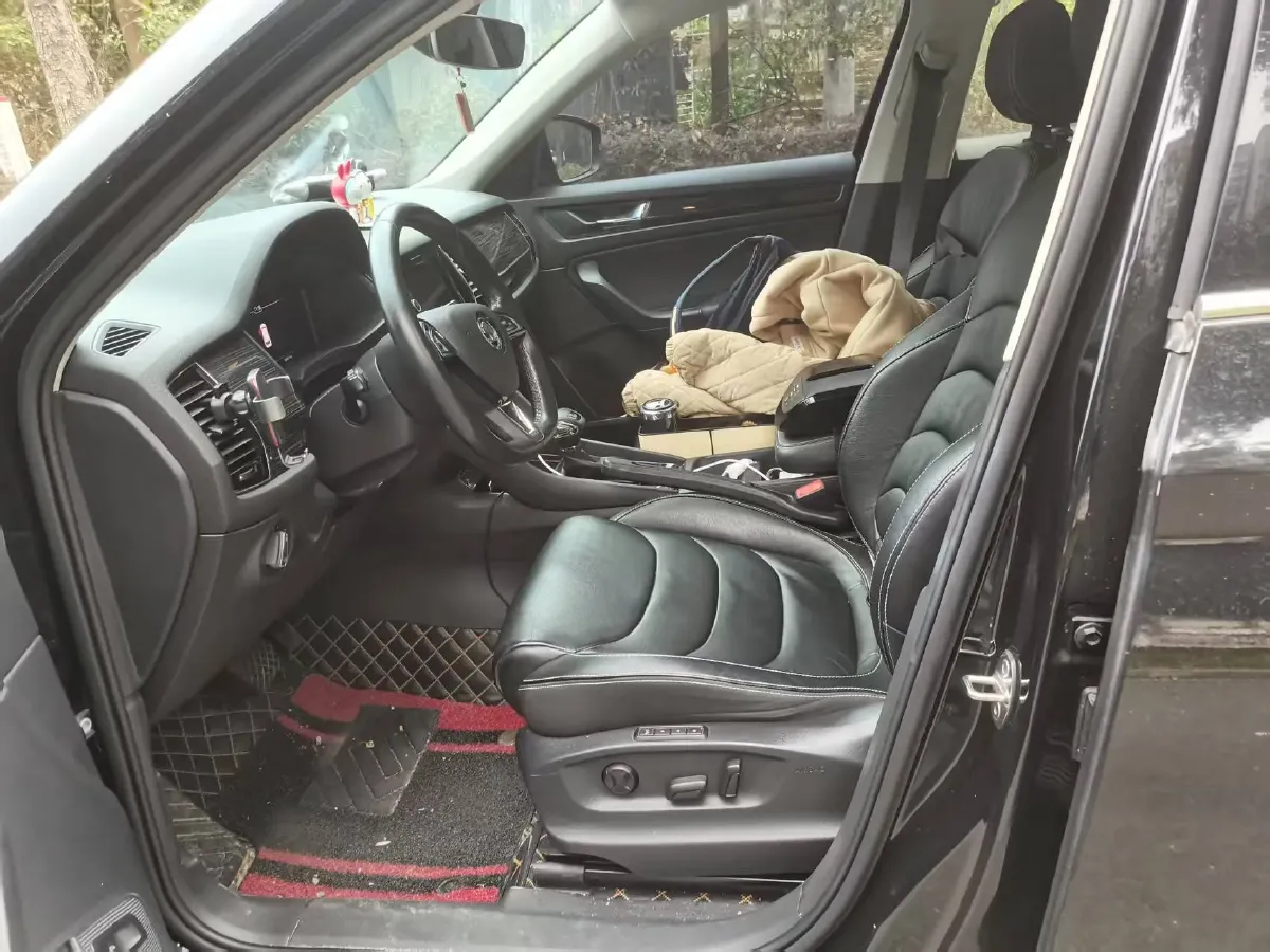 2019 Chevrolet Equinox 2.0T 260HP L4 9AT,autocango,china used car exporter,china ev exporter,chinese used car exporter,chinese used ev exporter