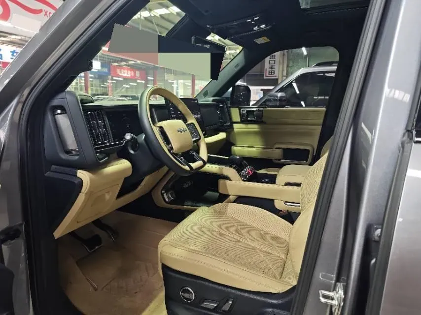 2023 FangChengBao Bao 5 1.5T 194HP L4 E-CVT PHEV 31.8KWH,autocango,china used car exporter,china ev exporter,chinese used car exporter,chinese used ev exporter