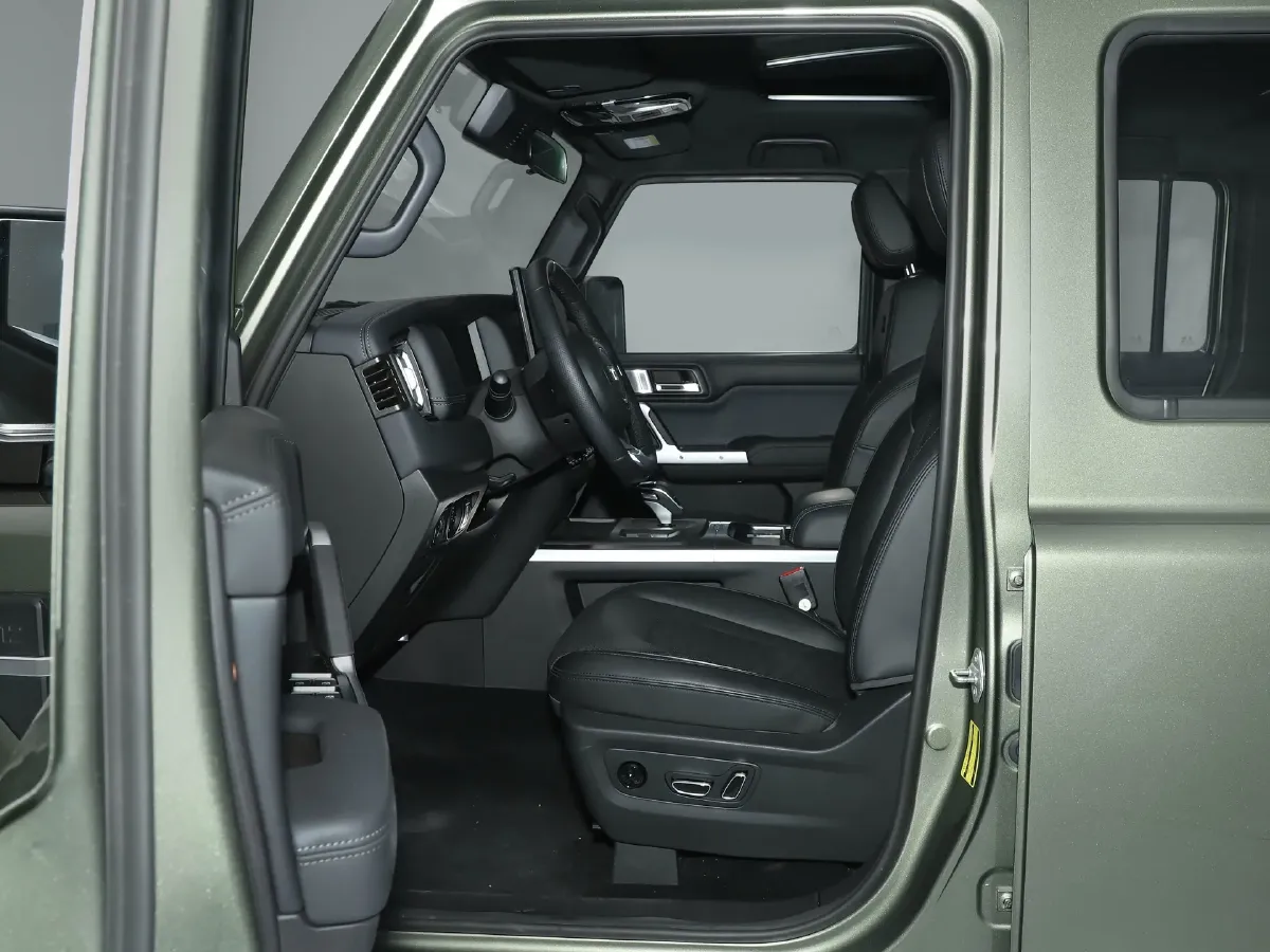 2024 212 212 T01 2.0T 252HP L4 8AT,autocango,china used car exporter,china ev exporter,chinese used car exporter,chinese used ev exporter