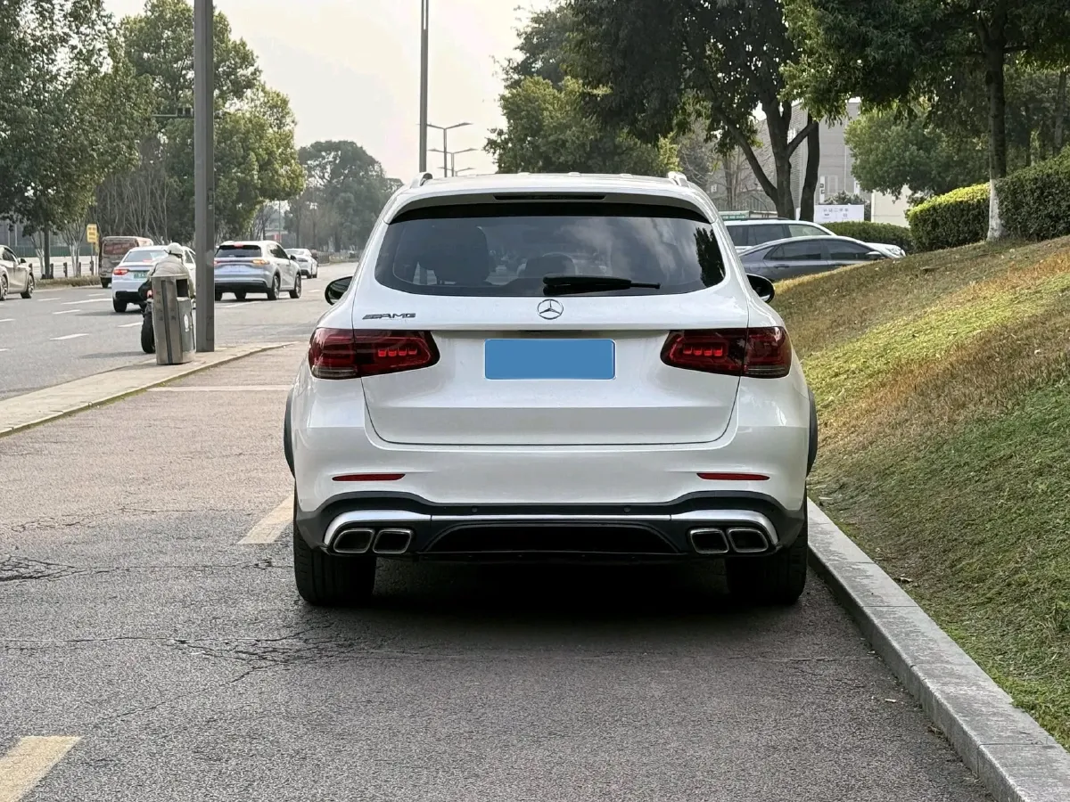 2022 Mercedes-Benz GLC Class 2.0T 197HP L4 9AT,autocango,china used car exporter,china ev exporter,chinese used car exporter,chinese used ev exporter