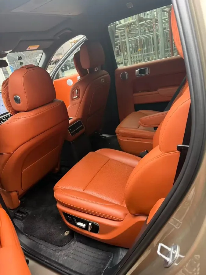 2022 Li L9 Range Extended 154HP REEV 42.6KWH,autocango,china used car exporter,china ev exporter,chinese used car exporter,chinese used ev exporter