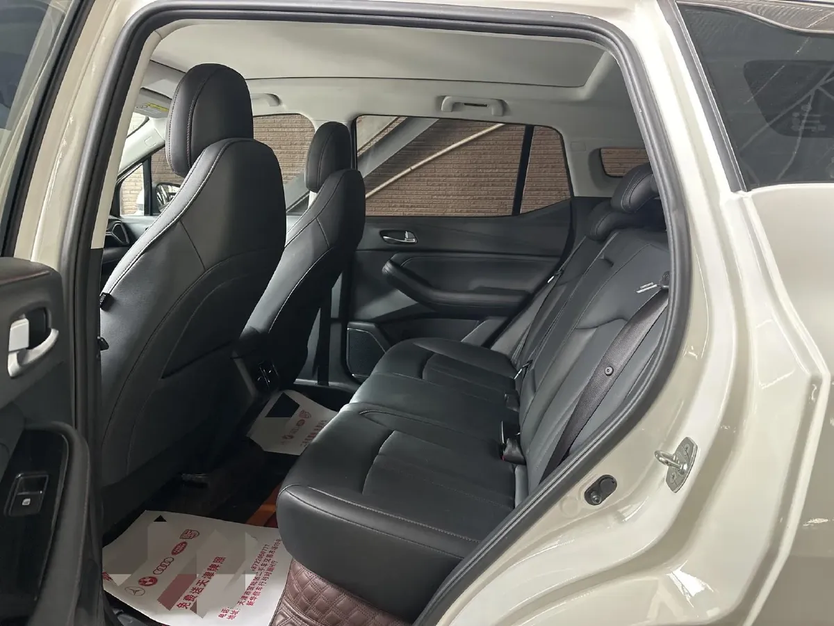 2021 GAC Trumpchi GS4 1.5T 169HP L4 6AT,autocango,china used car exporter,china ev exporter,chinese used car exporter,chinese used ev exporter