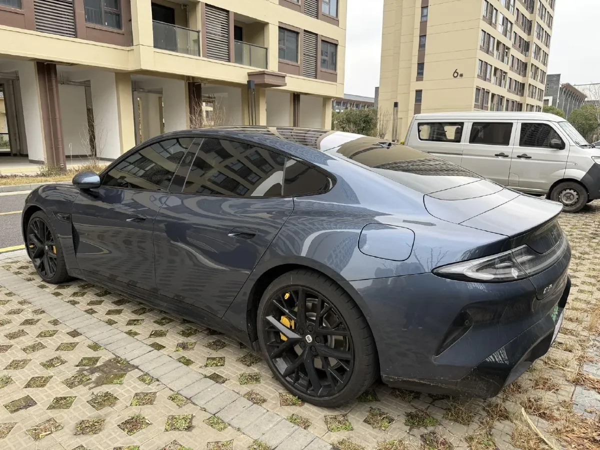 2024 MI SU7 BEV 101KWH,autocango,china used car exporter,china ev exporter,chinese used car exporter,chinese used ev exporter