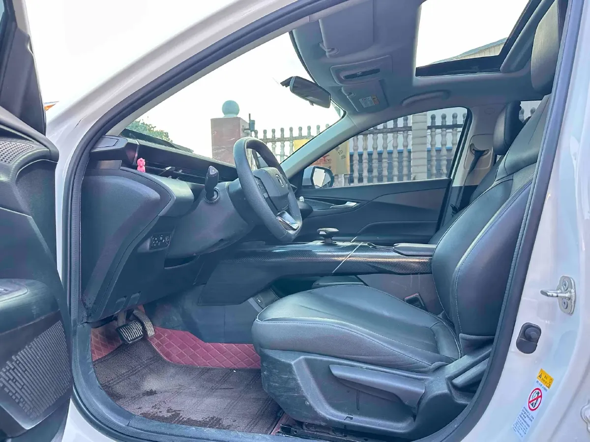 2025 ChangAn Eado 1.5T 192HP L4 7DCT,autocango,china used car exporter,china ev exporter,chinese used car exporter,chinese used ev exporter