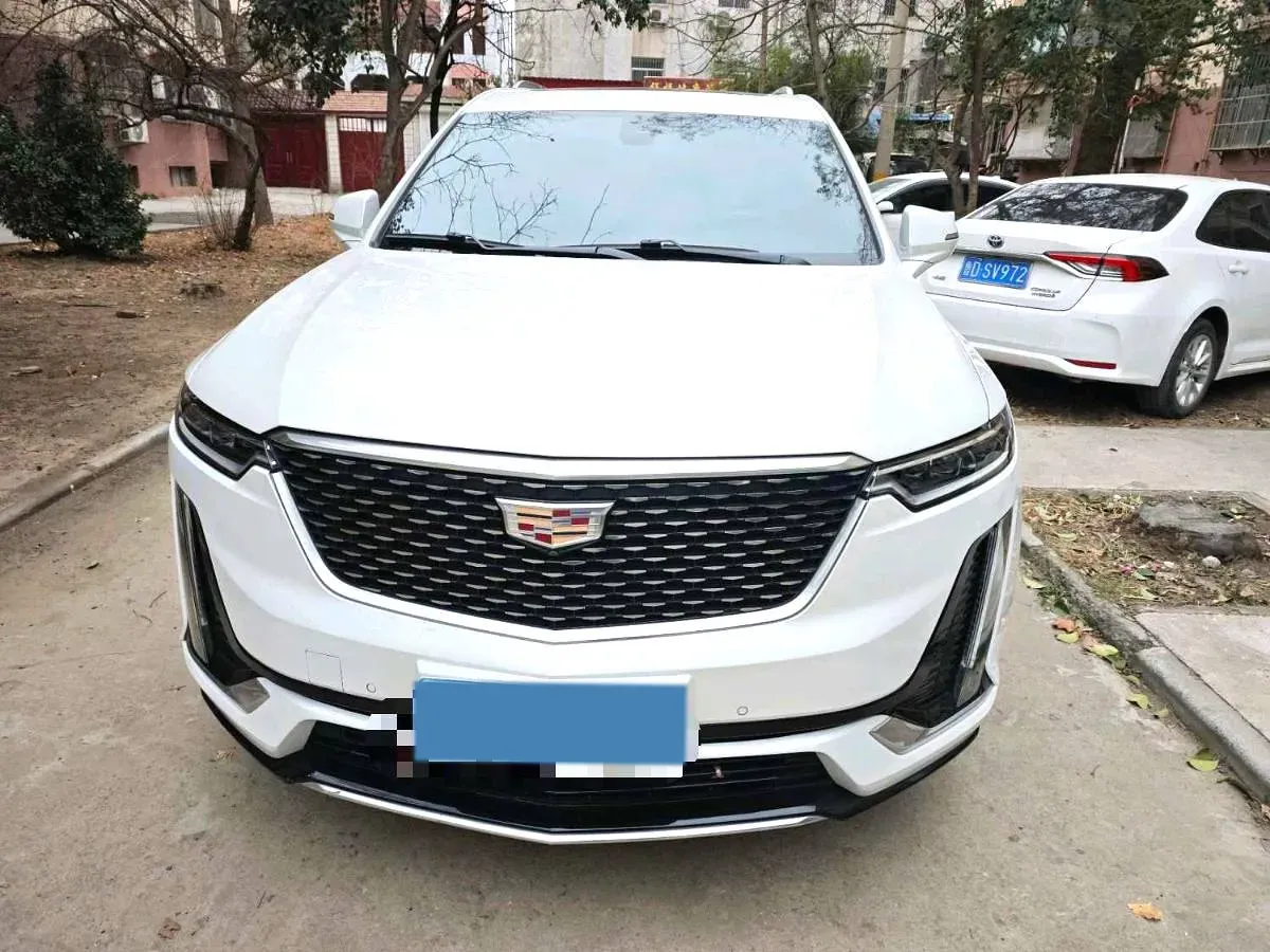 2022 Cadillac XT6 2.0T 237HP L4 9AT,autocango,china used car exporter,china ev exporter,chinese used car exporter,chinese used ev exporter