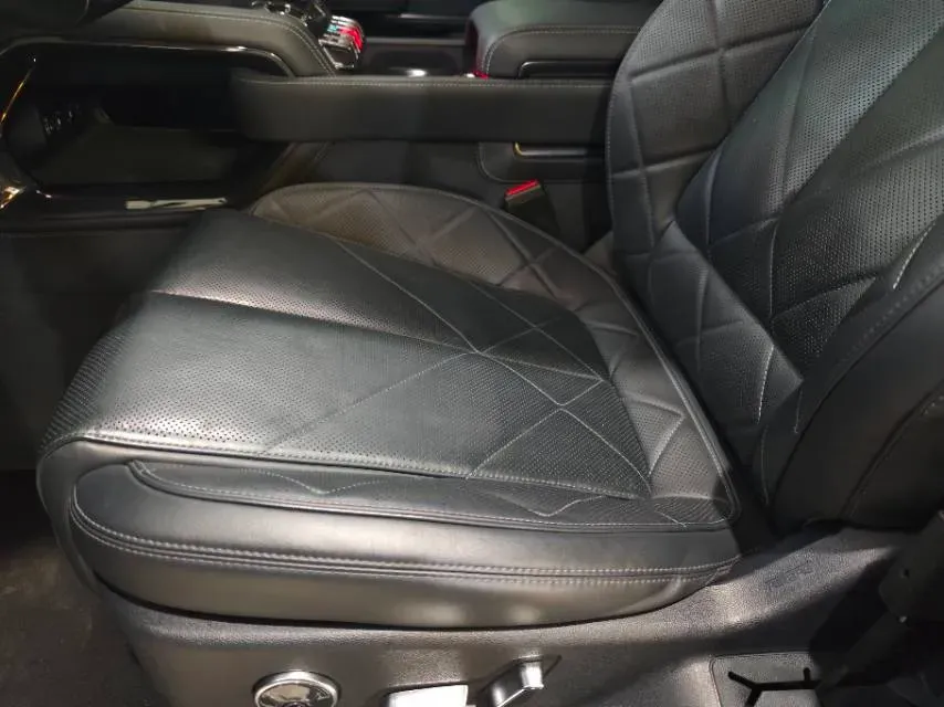 2023 FangChengBao Bao 5 1.5T 194HP L4 E-CVT PHEV 31.8KWH,autocango,china used car exporter,china ev exporter,chinese used car exporter,chinese used ev exporter