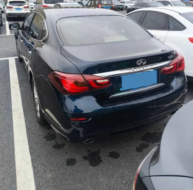 2019 Alfa Romeo Giulia 2.0T 280HP L4 8AT,autocango,china used car exporter,china ev exporter,chinese used car exporter,chinese used ev exporter