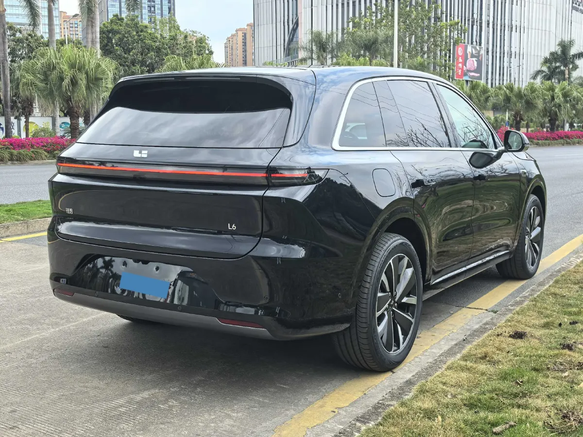 2025 Li L6 Range Extended 154HP L4 REEV,autocango,china used car exporter,china ev exporter,chinese used car exporter,chinese used ev exporter