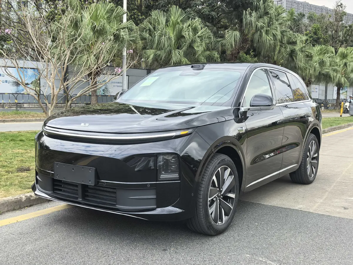 2025 Li L6 Range Extended 154HP L4 REEV,autocango,china used car exporter,china ev exporter,chinese used car exporter,chinese used ev exporter