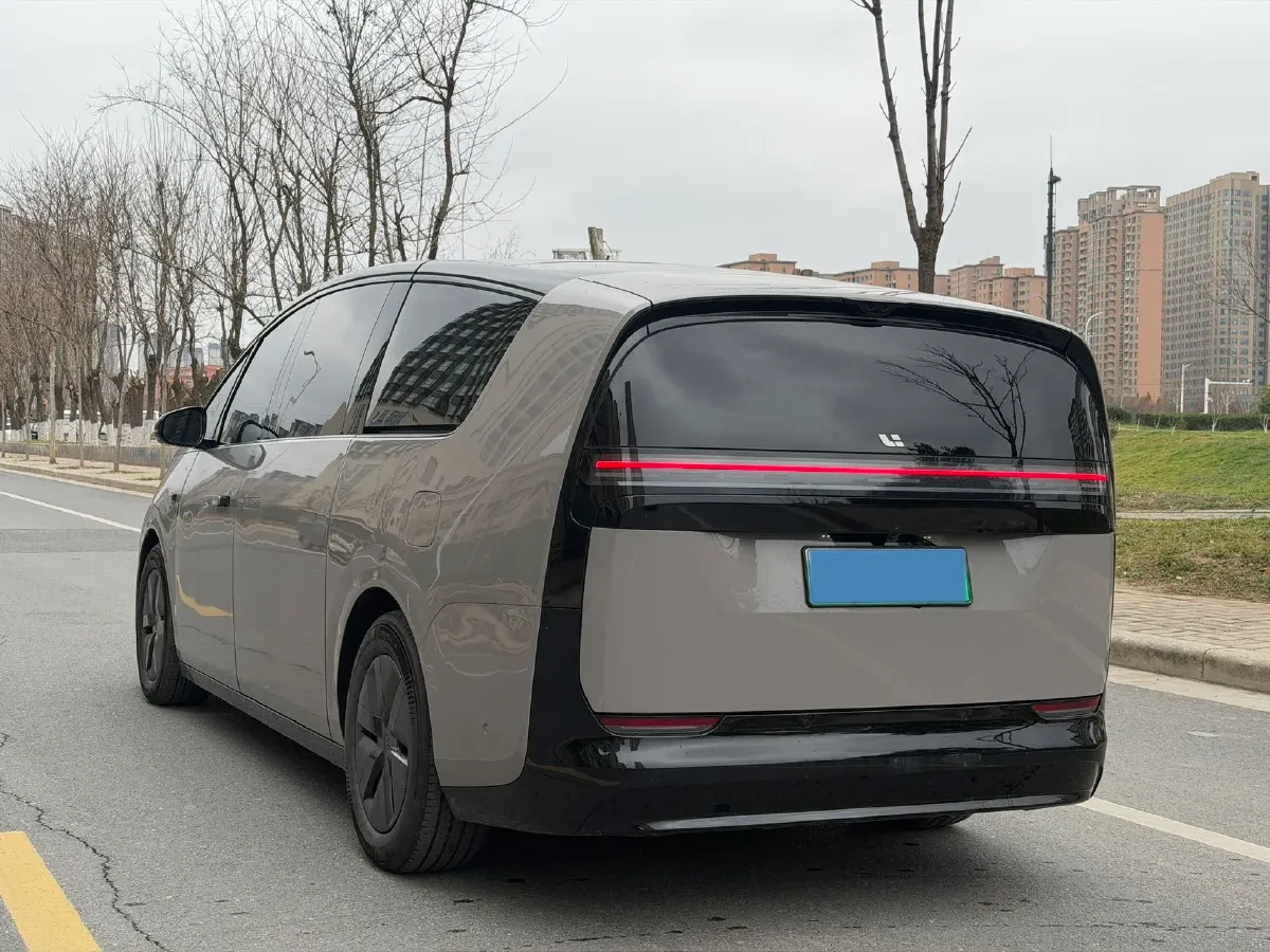 2024 Li MEGA BEV 102.7KWH,autocango,china used car exporter,china ev exporter,chinese used car exporter,chinese used ev exporter