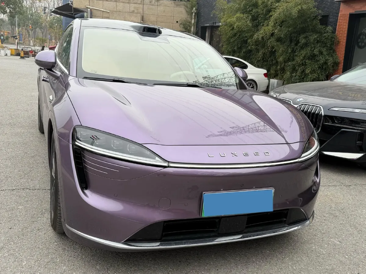 2025 Luxeed R7 REEV 156HP REEV 37KWH,autocango,china used car exporter,china ev exporter,chinese used car exporter,chinese used ev exporter