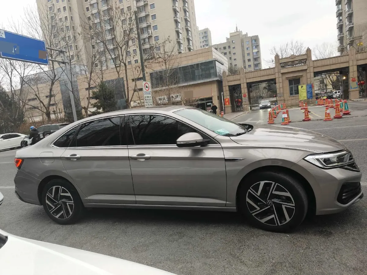2024 Volkswagen Sagitar 1.5T 160HP L4 7DCT,autocango,china used car exporter,china ev exporter,chinese used car exporter,chinese used ev exporter