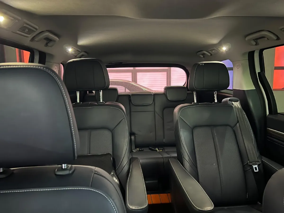 2021 GAC Trumpchi M8 2.0T 252HP L4 8AT,autocango,china used car exporter,china ev exporter,chinese used car exporter,chinese used ev exporter