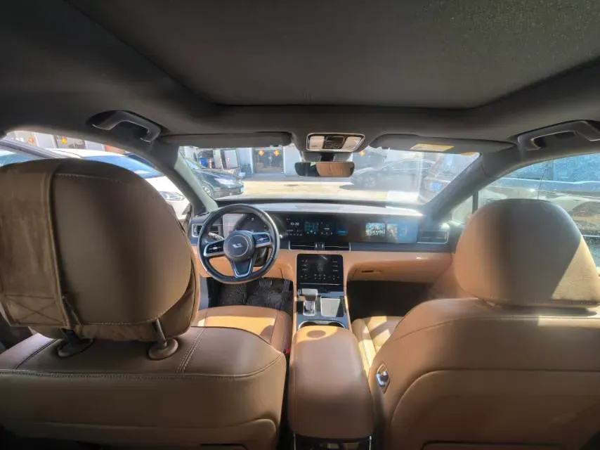 2021 Li ONE Range Extended 131HP REEV 40.5KWH,autocango,china used car exporter,china ev exporter,chinese used car exporter,chinese used ev exporter