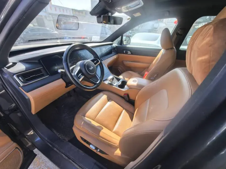 2021 Li ONE Range Extended 131HP REEV 40.5KWH,autocango,china used car exporter,china ev exporter,chinese used car exporter,chinese used ev exporter