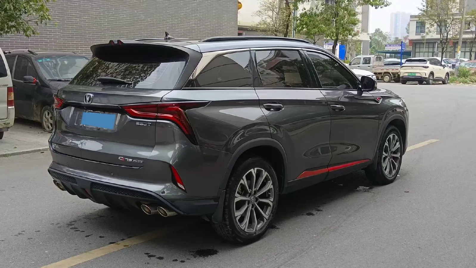 2022 ChangAn CS75 Plus 2.0T 233HP L4 8AT,autocango,china used car exporter,china ev exporter,chinese used car exporter,chinese used ev exporter