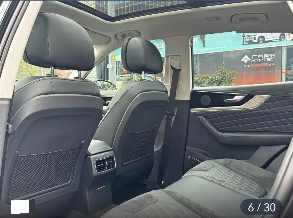 2022 HongQi HS5 2.0T 224HP L4 6AT,autocango,china used car exporter,china ev exporter,chinese used car exporter,chinese used ev exporter