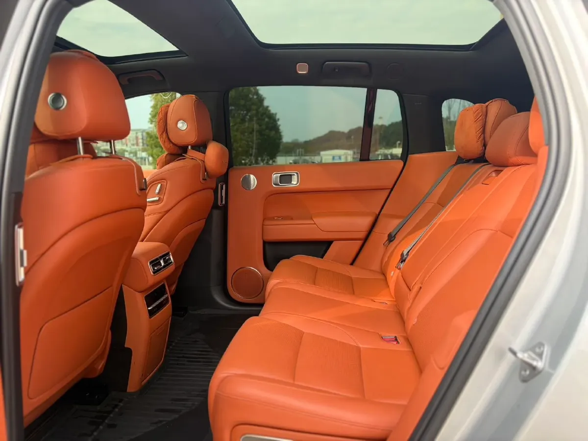 2023 Li L7 Range Extended 154HP REEV 40.9KWH,autocango,china used car exporter,china ev exporter,chinese used car exporter,chinese used ev exporter