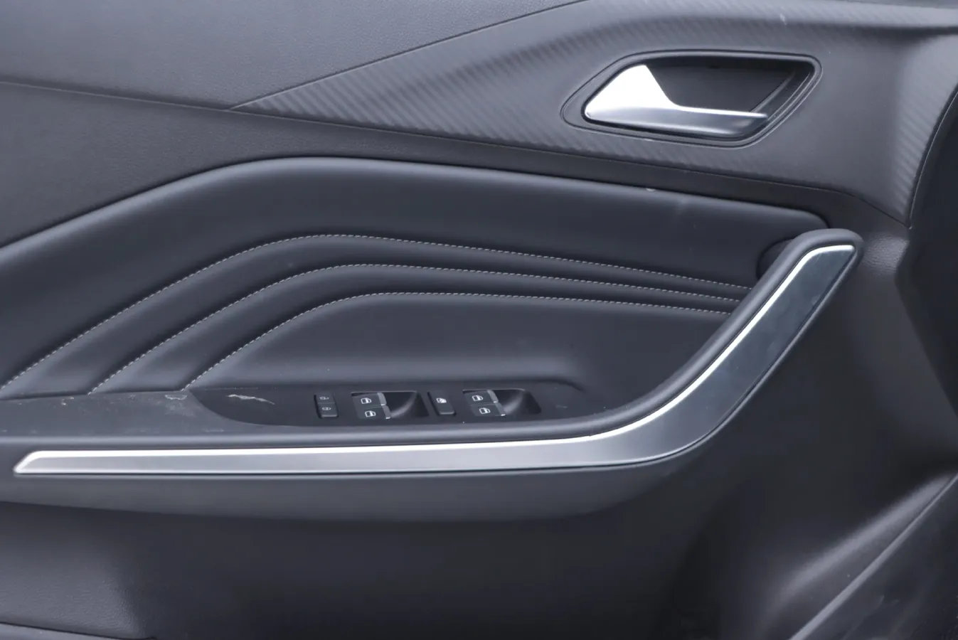 2024 Chery Tiggo 3x 1.5L 116HP L4 CVT,autocango,china used car exporter,china ev exporter,chinese used car exporter,chinese used ev exporter