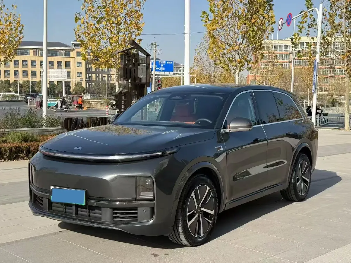 2023 Li L8 Range Extended 154HP REEV 40.9KWH,autocango,china used car exporter,china ev exporter,chinese used car exporter,chinese used ev exporter