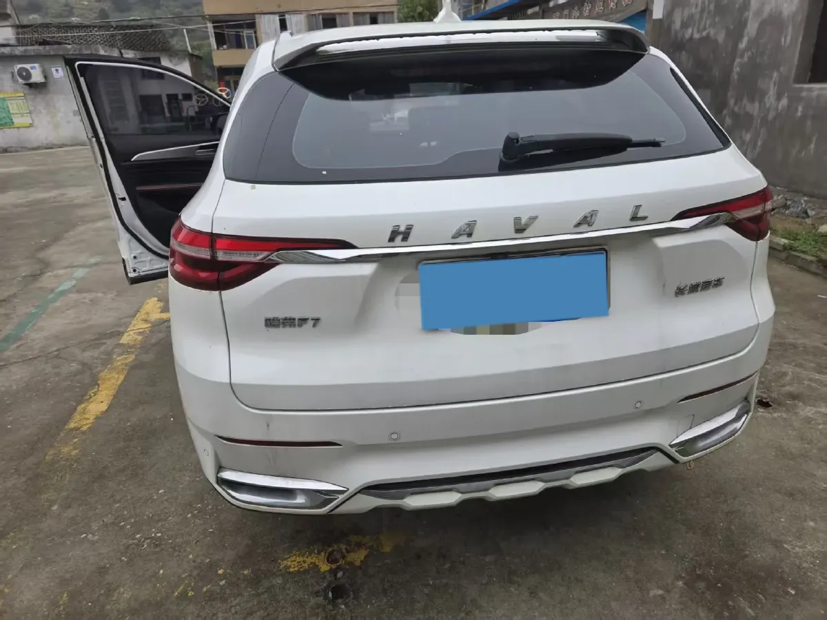 2020 Haval F7 1.5T 169HP L4 7DCT,autocango,china used car exporter,china ev exporter,chinese used car exporter,chinese used ev exporter