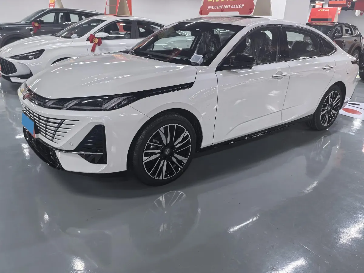 2026 ChangAn Eado 1.5T 192HP L4 7DCT,autocango,china used car exporter,china ev exporter,chinese used car exporter,chinese used ev exporter