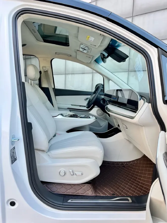 2024 MAXUS DaJia 9 1.5T 150HP L4 1DHT PHEV 39.7KWH,autocango,china used car exporter,china ev exporter,chinese used car exporter,chinese used ev exporter