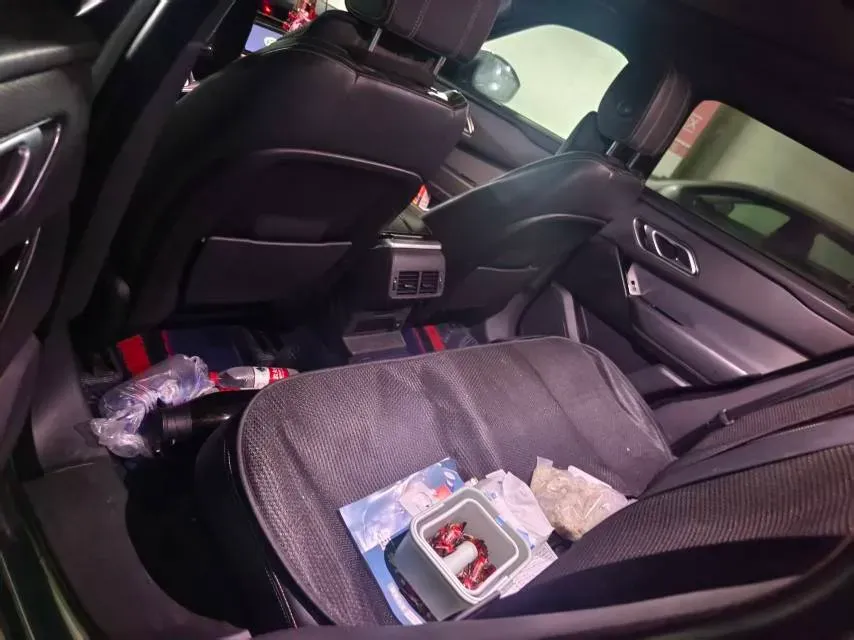 2020 Land Rover Range Rover Velar 2.0T 250HP L4 8AT,autocango,china used car exporter,china ev exporter,chinese used car exporter,chinese used ev exporter