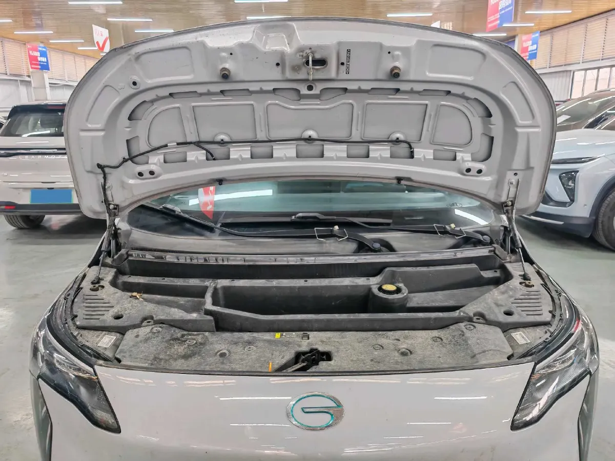 2023 MAXUS Interstellar 2.0T 261HP L4 8AT,autocango,china used car exporter,china ev exporter,chinese used car exporter,chinese used ev exporter