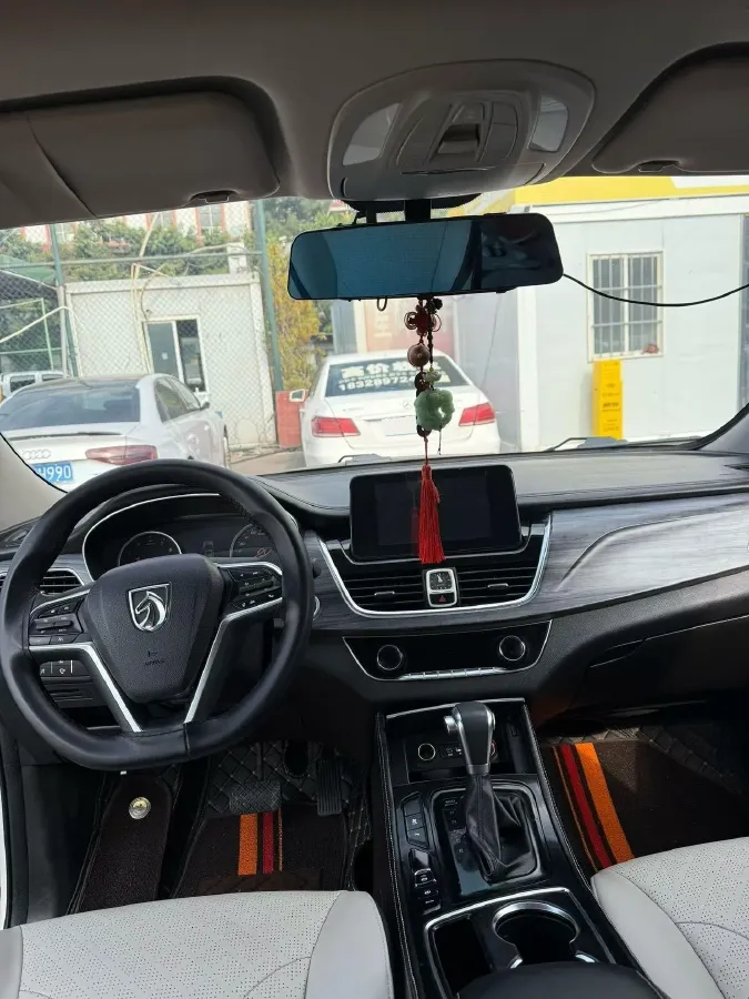 2019 BaoJun 730 1.5T 147HP L4 CVT,autocango,china used car exporter,china ev exporter,chinese used car exporter,chinese used ev exporter