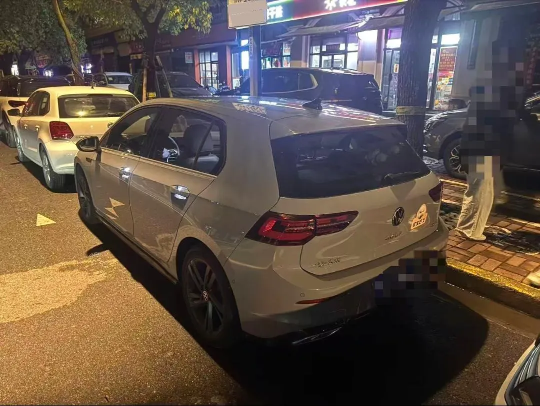 2023 Volkswagen Golf 1.4T 150HP L4 7DCT,autocango,china used car exporter,china ev exporter,chinese used car exporter,chinese used ev exporter