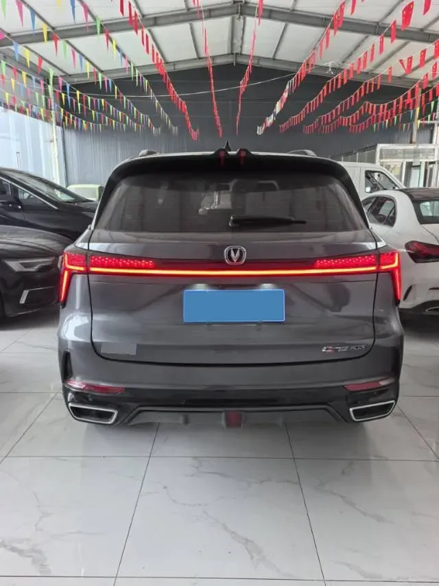 2023 ChangAn CS75 Plus 1.5T 188HP L4 8AT,autocango,china used car exporter,china ev exporter,chinese used car exporter,chinese used ev exporter