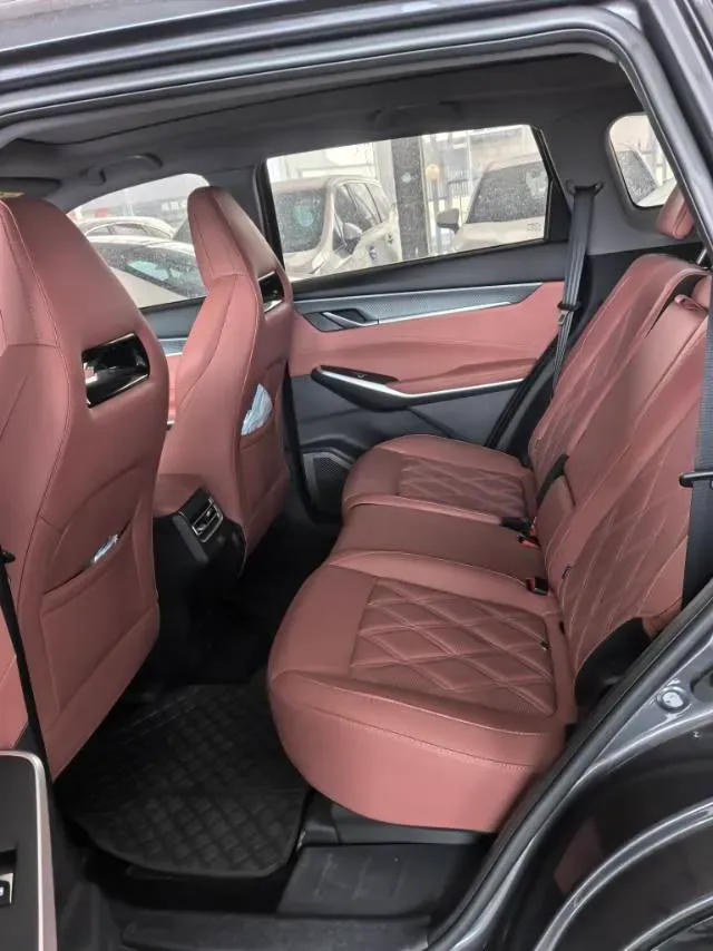 2023 ChangAn CS75 Plus 1.5T 188HP L4 8AT,autocango,china used car exporter,china ev exporter,chinese used car exporter,chinese used ev exporter