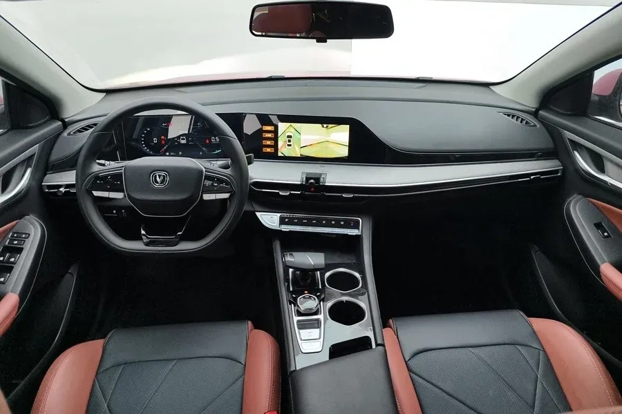 2024 ChangAn Eado 1.4T 160HP L4 7DCT,autocango,china used car exporter,china ev exporter,chinese used car exporter,chinese used ev exporter