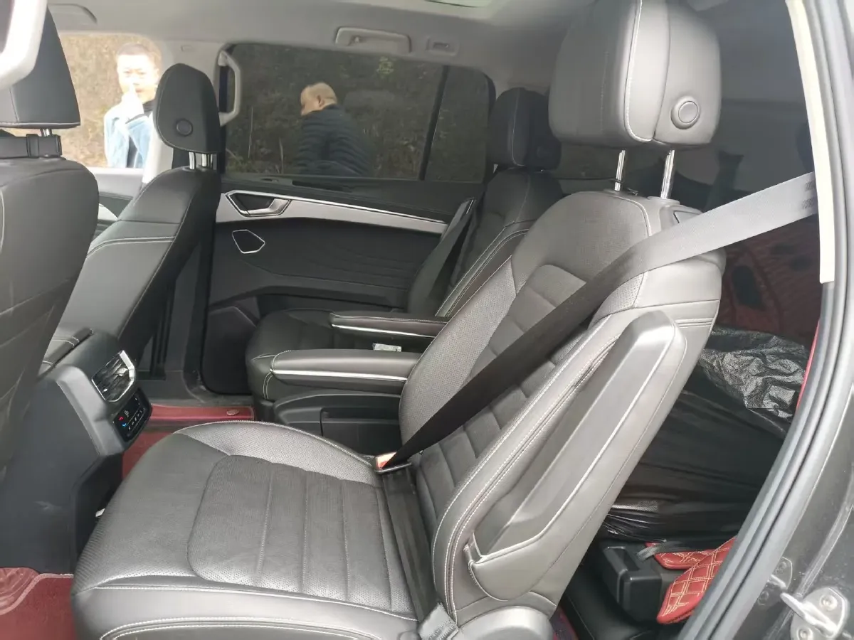 2022 Volkswagen Talagon 2.0T 220HP L4 7DCT,autocango,china used car exporter,china ev exporter,chinese used car exporter,chinese used ev exporter