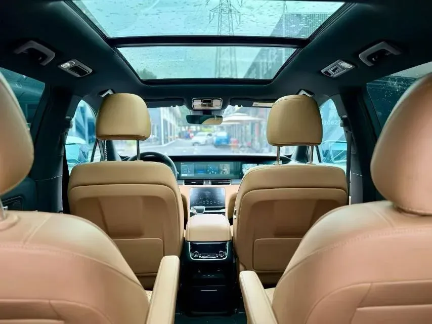 2021 Li ONE Range Extended 131HP REEV 40.5KWH,autocango,china used car exporter,china ev exporter,chinese used car exporter,chinese used ev exporter