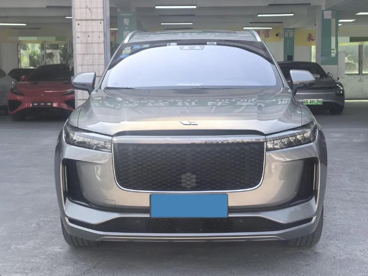 2020 Li ONE Range Extended 131HP REEV 40.5KWH,autocango,china used car exporter,china ev exporter,chinese used car exporter,chinese used ev exporter