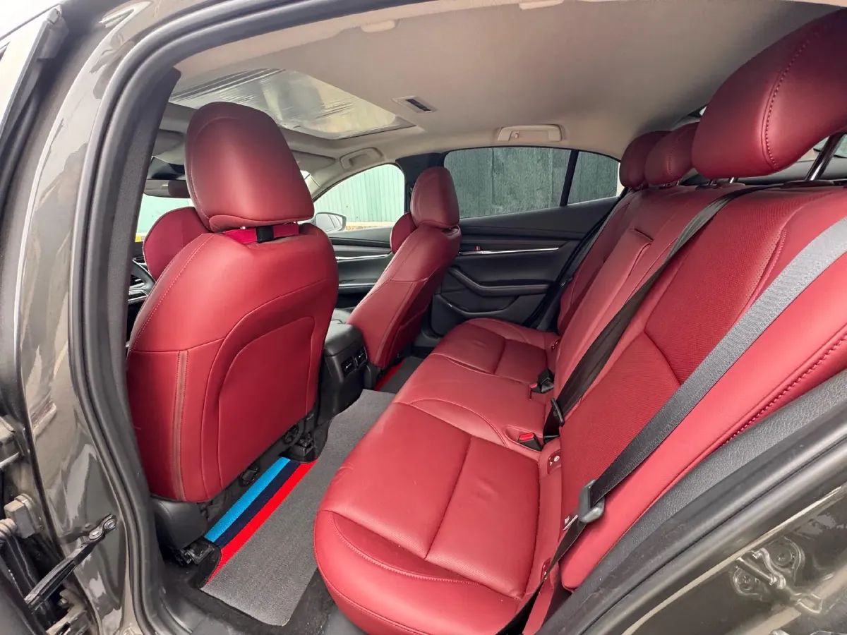 2023 Mazda 3 Axela 2.0L 158HP L4 6AT,autocango,china used car exporter,china ev exporter,chinese used car exporter,chinese used ev exporter