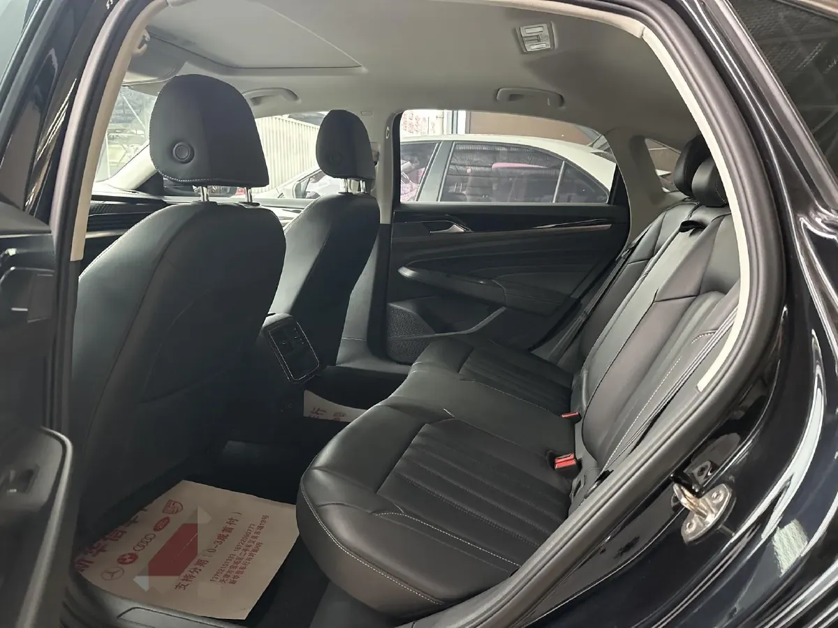 2021 Volkswagen Passat 1.4T 150HP L4 7DCT,autocango,china used car exporter,china ev exporter,chinese used car exporter,chinese used ev exporter