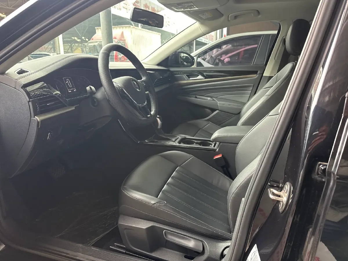 2021 Volkswagen Passat 1.4T 150HP L4 7DCT,autocango,china used car exporter,china ev exporter,chinese used car exporter,chinese used ev exporter