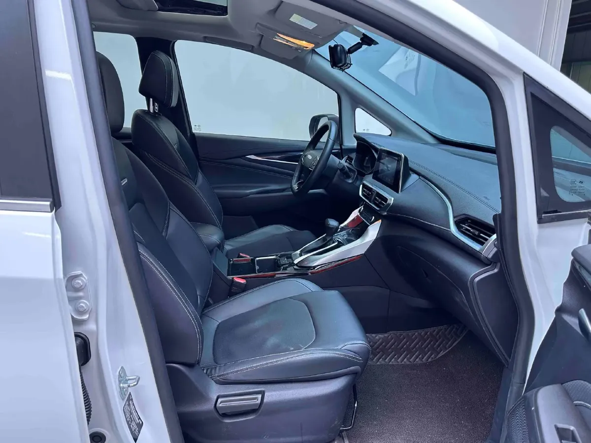 2022 MAXUS G50 1.5T 169HP L4 7DCT,autocango,china used car exporter,china ev exporter,chinese used car exporter,chinese used ev exporter