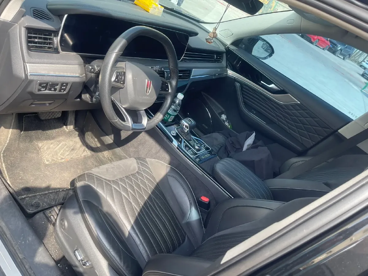 2022 HongQi HS5 2.0T 224HP L4 6AT,autocango,china used car exporter,china ev exporter,chinese used car exporter,chinese used ev exporter