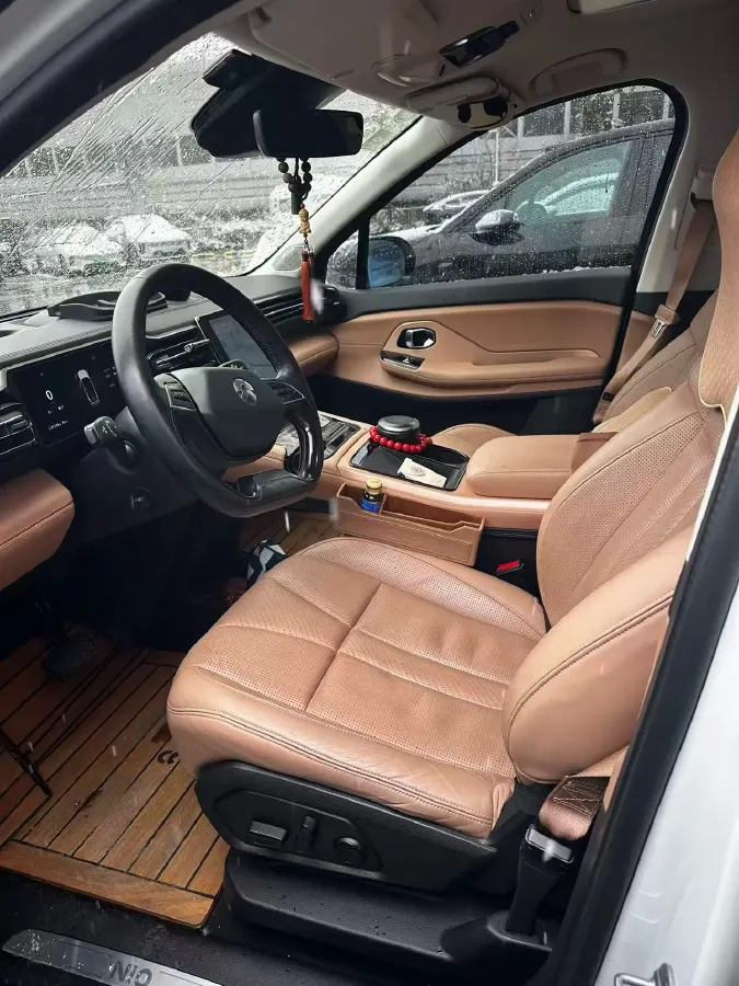 2018 NIO ES8 BEV 70KWH,autocango,china used car exporter,china ev exporter,chinese used car exporter,chinese used ev exporter