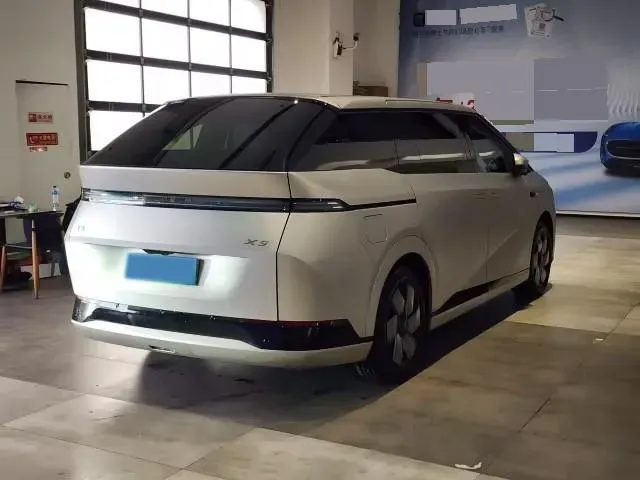 2024 Xpeng X9 BEV 101.5KWH,autocango,china used car exporter,china ev exporter,chinese used car exporter,chinese used ev exporter