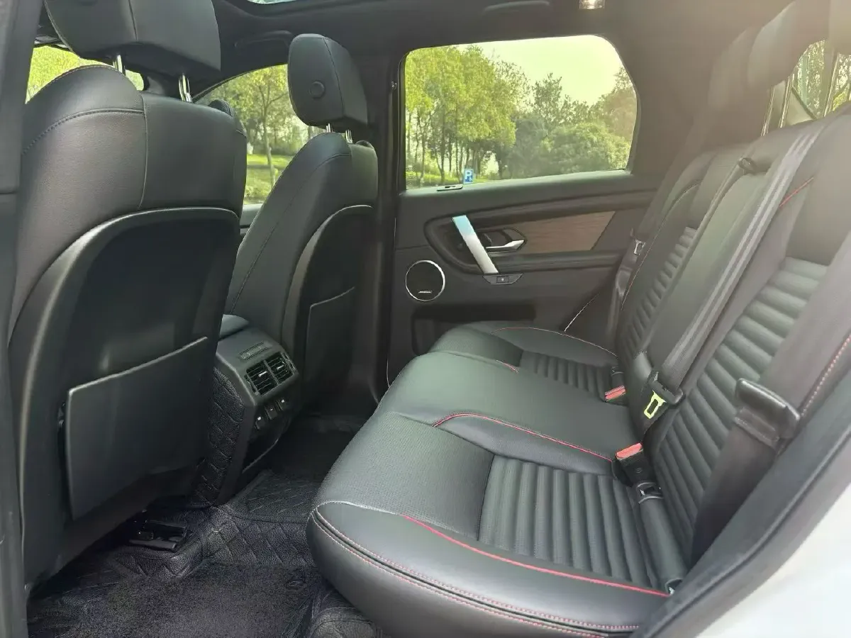 2023 Land Rover Discovery Sport 2.0T 249HP L4 9AT,autocango,china used car exporter,china ev exporter,chinese used car exporter,chinese used ev exporter