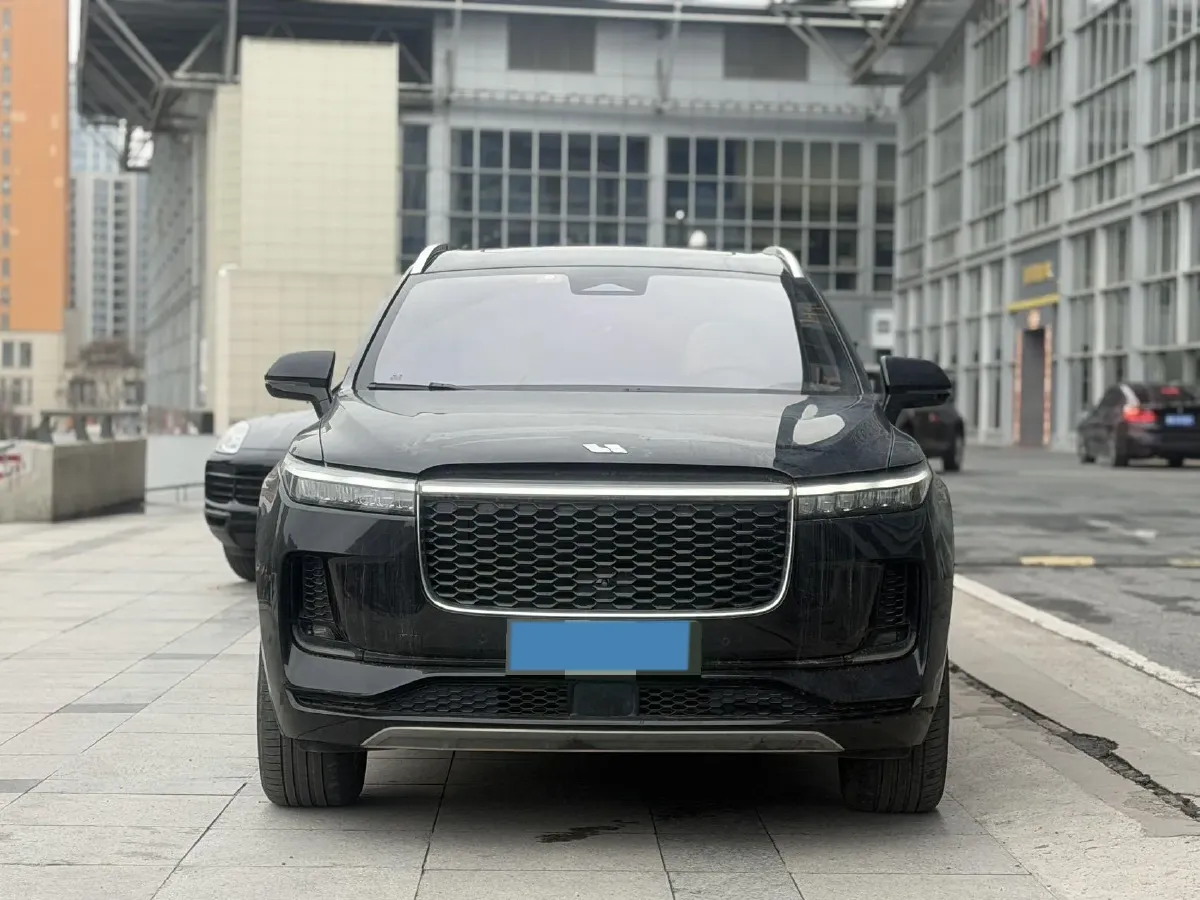 2021 Li ONE Range Extended 131HP REEV 40.5KWH,autocango,china used car exporter,china ev exporter,chinese used car exporter,chinese used ev exporter