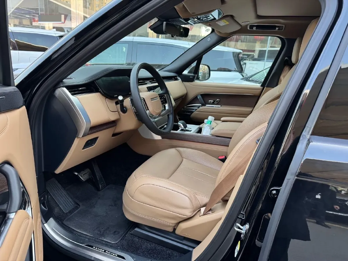 2024 Land Rover Range Rover 3.0T 400HP L6 8AT,autocango,china used car exporter,china ev exporter,chinese used car exporter,chinese used ev exporter