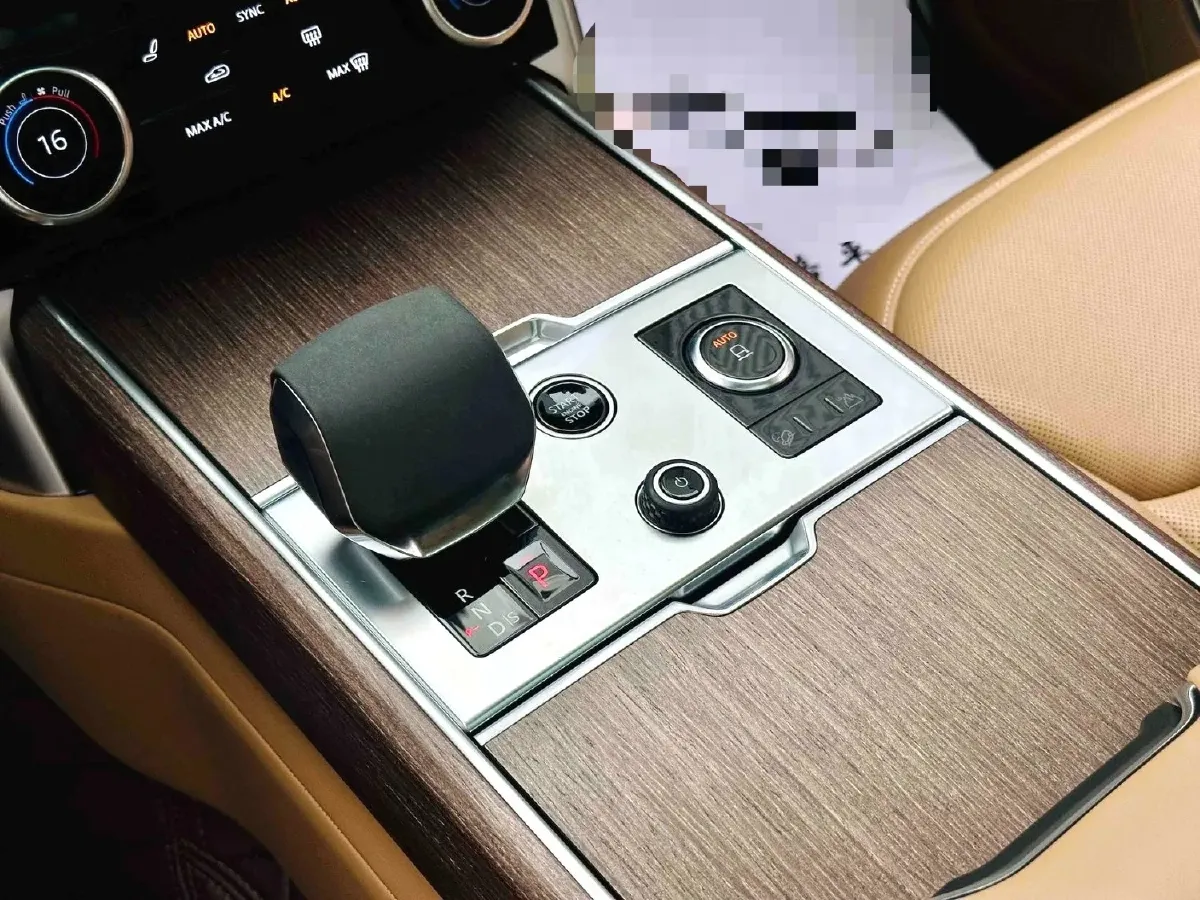 2024 Land Rover Range Rover 3.0T 400HP L6 8AT,autocango,china used car exporter,china ev exporter,chinese used car exporter,chinese used ev exporter